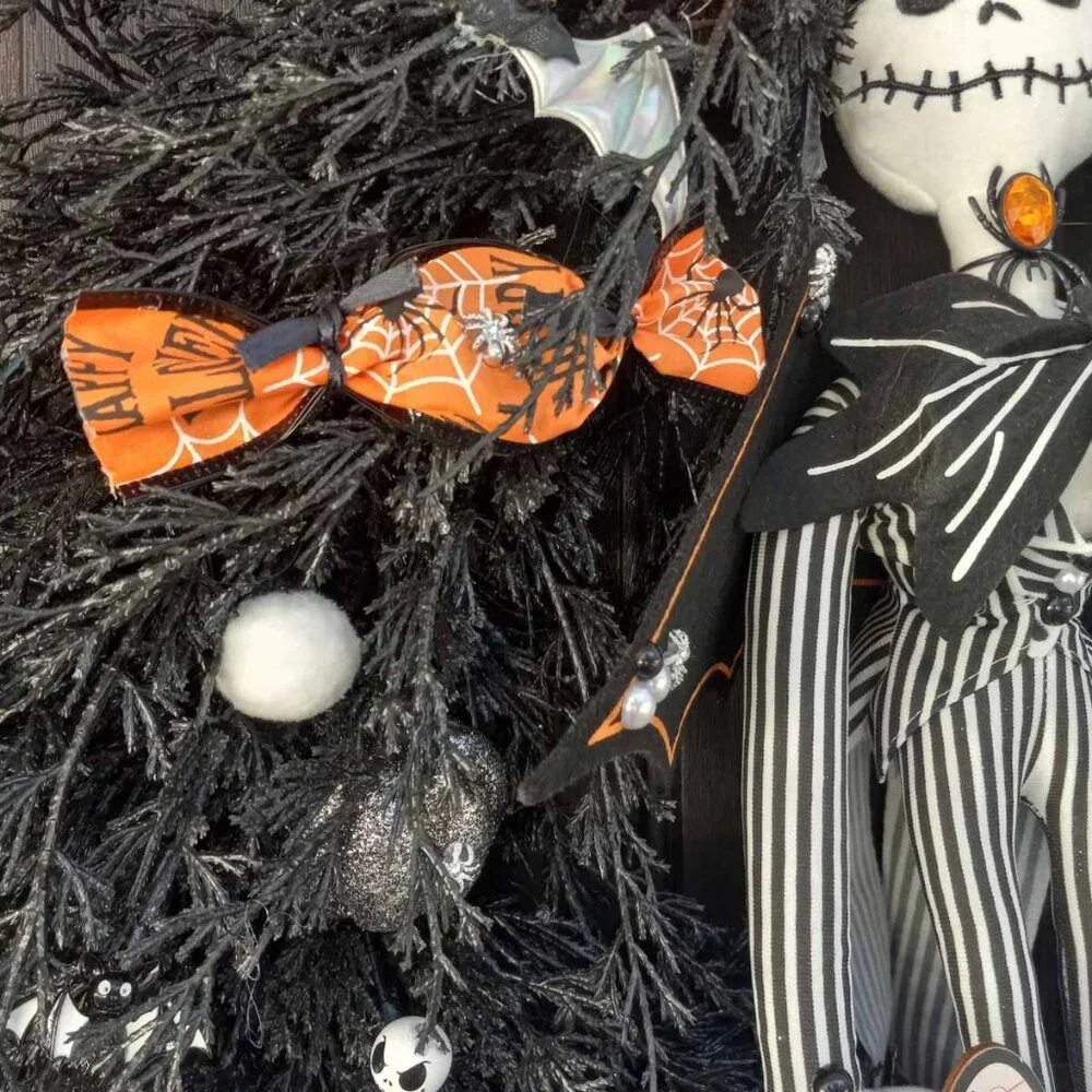 Halloween Jack Skellington Witch Wreath Hanger Wall Spooky Bat Decor  Door Sign